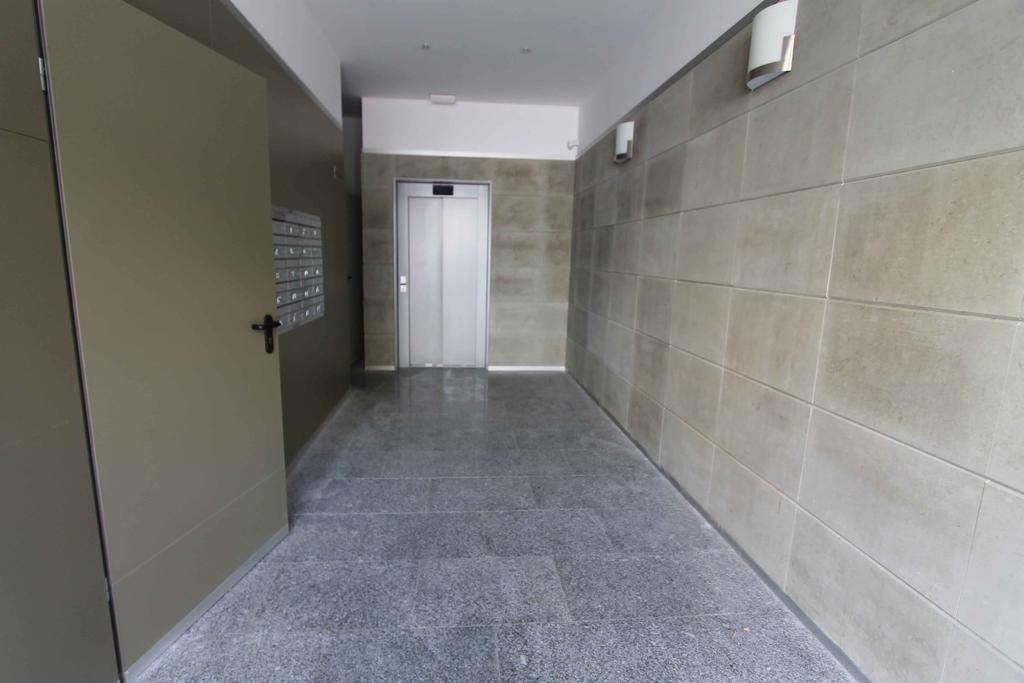 Apartamentos Hiedra Y Tapineria Mercado Central Valencia Exterior photo
